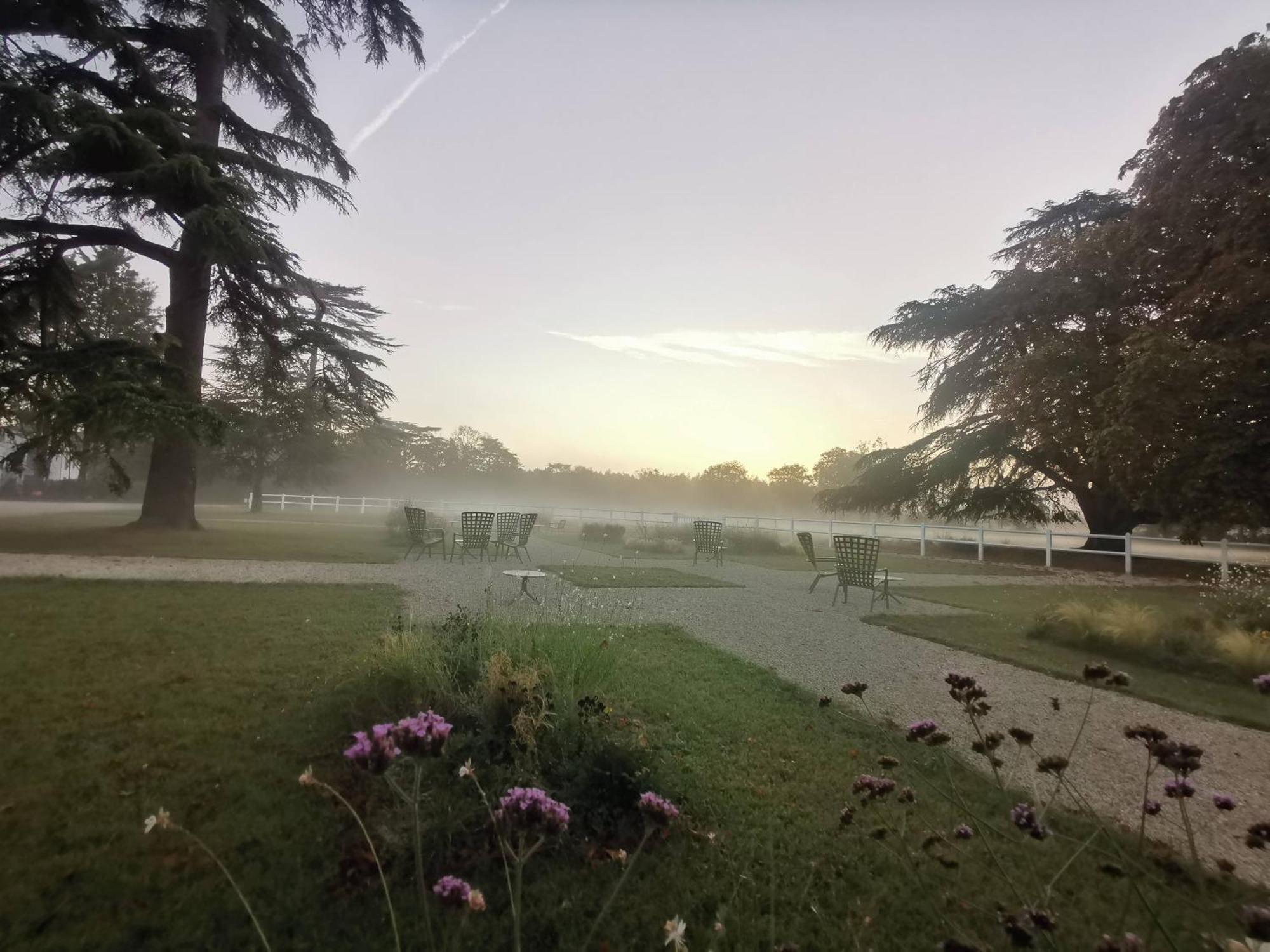 Domaine De L'Ecorcerie Hotel Fontaine-le-Comte Buitenkant foto